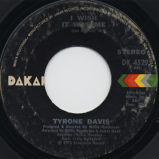 Tyrone Davis / You Don't Have To Beg Me To Stay c/w I Wish It Was Me back