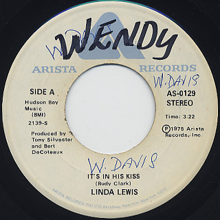 Linda Lewis / It's In His Kiss c/w Walk About front