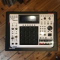 AKAI MPC2500 Special Edition